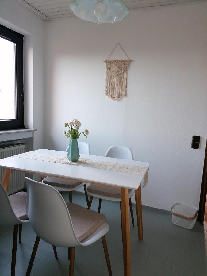 Ferienwohnung Christine Mit Sauna Und Whirlpool Utzerath Ngoại thất bức ảnh