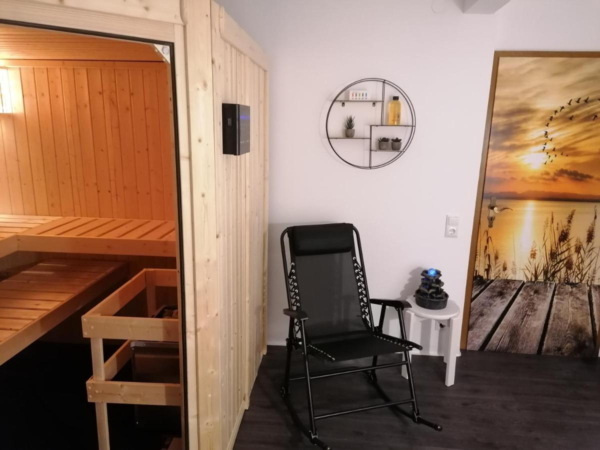 Ferienwohnung Christine Mit Sauna Und Whirlpool Utzerath Ngoại thất bức ảnh