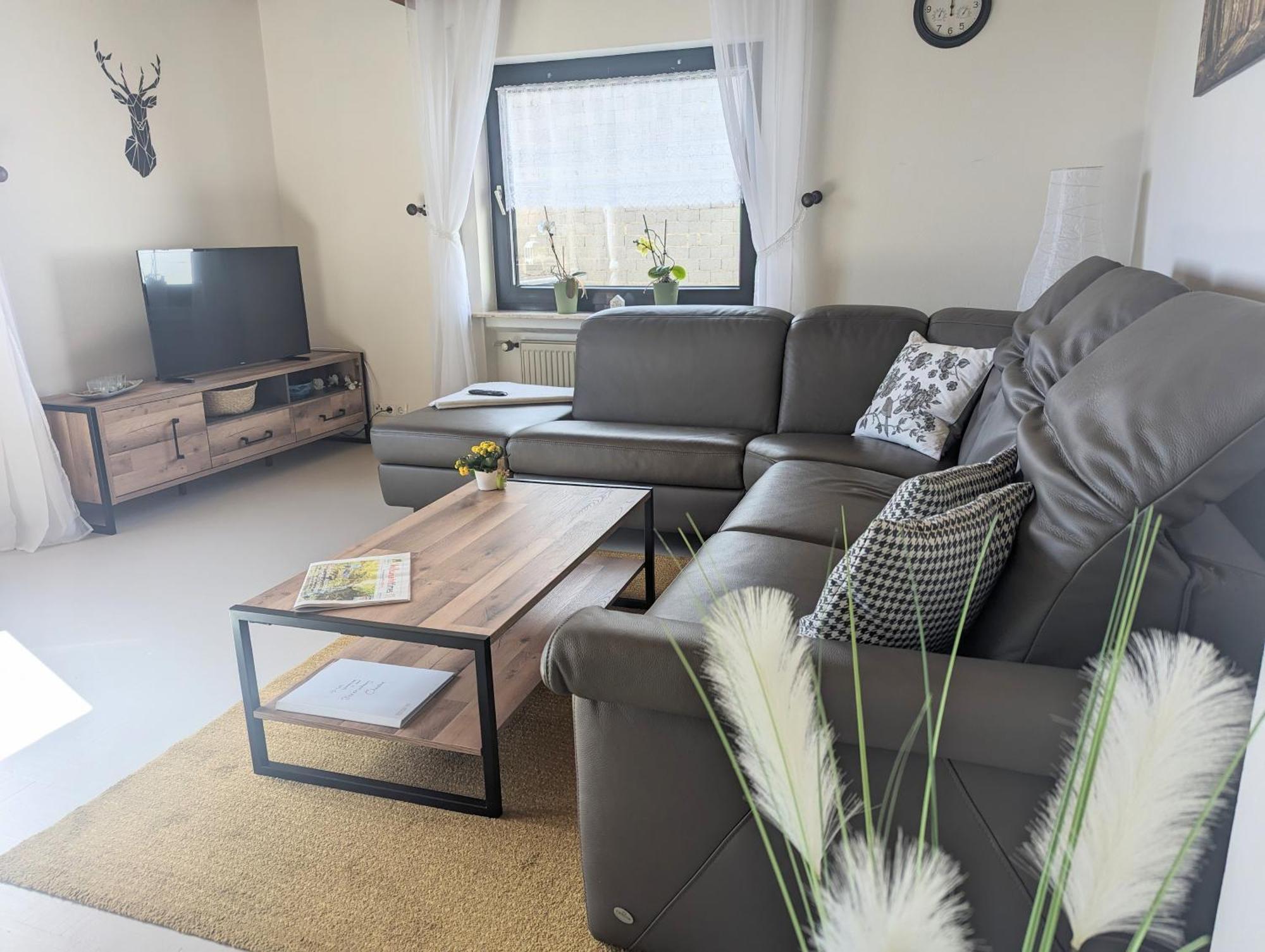 Ferienwohnung Christine Mit Sauna Und Whirlpool Utzerath Ngoại thất bức ảnh